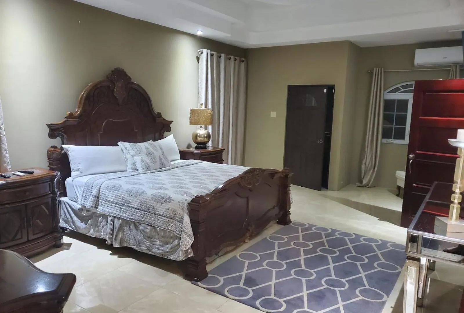 דירה פורטמור The Palms- Caribbean Estates -10 Minutes From The Beach- Gated Community